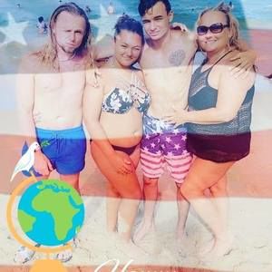 Meet your Posher, Christine